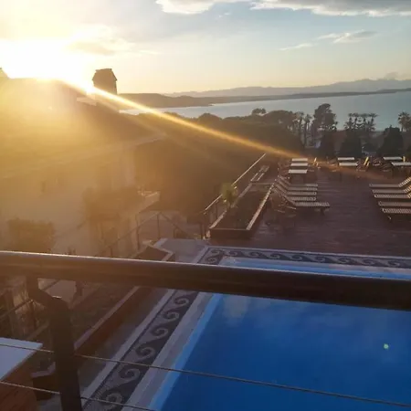 Rooms Exclusive Hotel Çeşme *